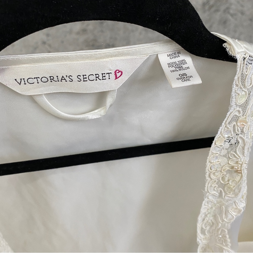 Vintage VS Bridal Lace Ivory Lingerie Wedding Victorias Secret Slip Nightie Robe - Picture 13 of 13